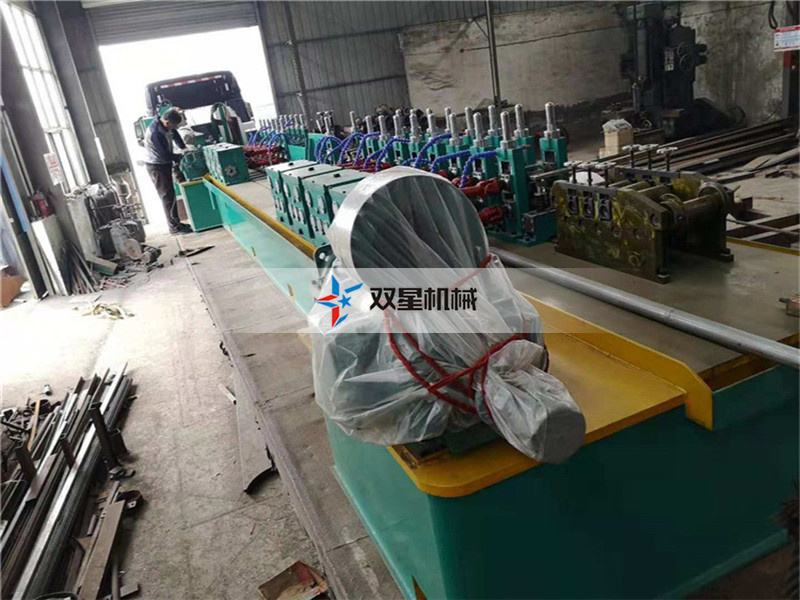 無(wú)縫包芯線機(jī)組怎么選擇比較合理些